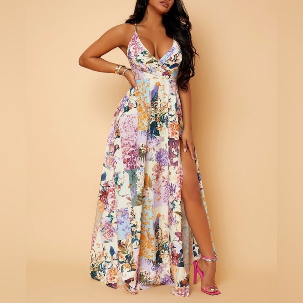 Patchwork Floral Print Cross Wrap
Twist Backless Dress - Picture 1 of 1